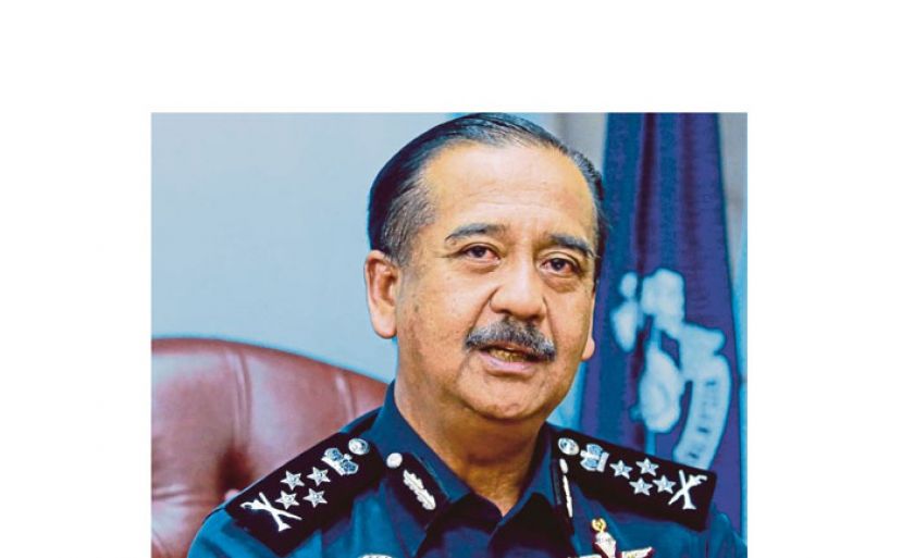 丹斯里拉沙鲁丁。