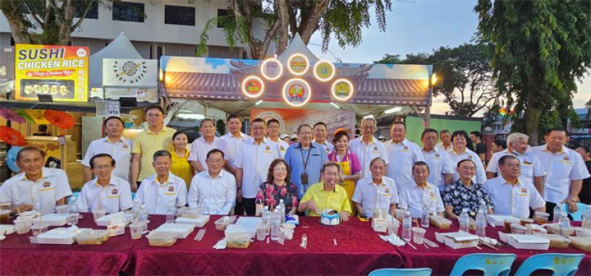 福建公会众理事   齐为副总理沈桂贤庆生