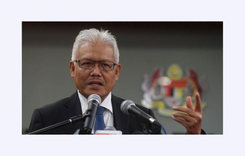 内政部长拿督斯里韩查再努丁。