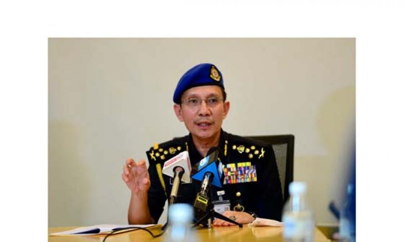 国内贸易及消费人事务部执法组主任拿督依斯干达哈林。