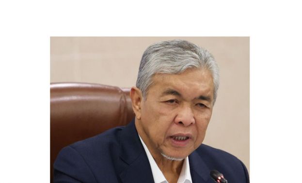 拿督斯里阿末扎希。