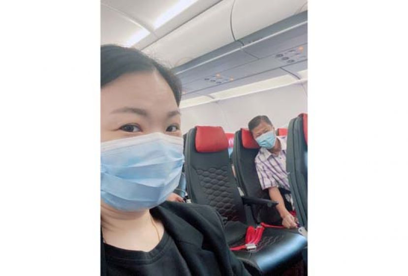 刘强燕与黄灵彪于本月19日才能买到机票从吉隆坡飞回诗巫。