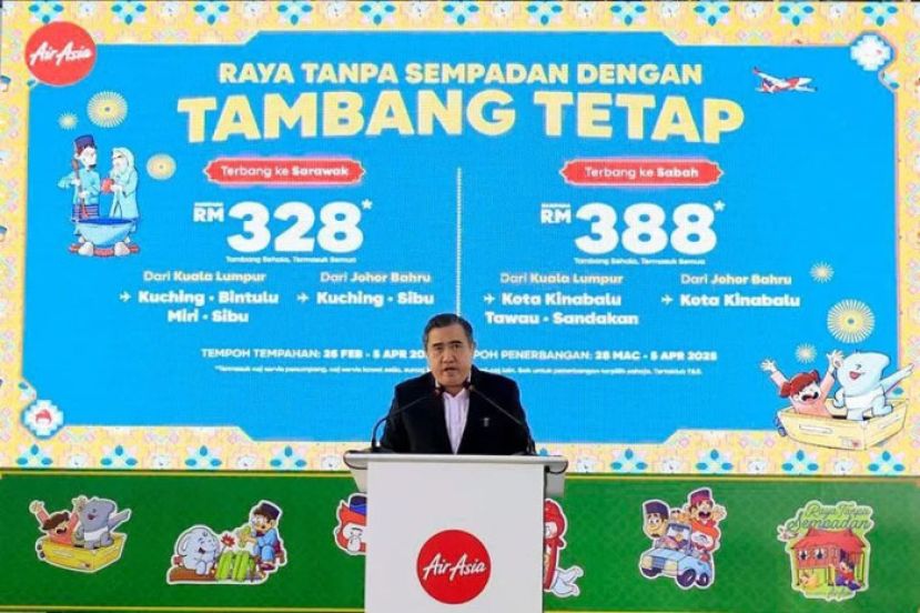 交通部长陆兆福。