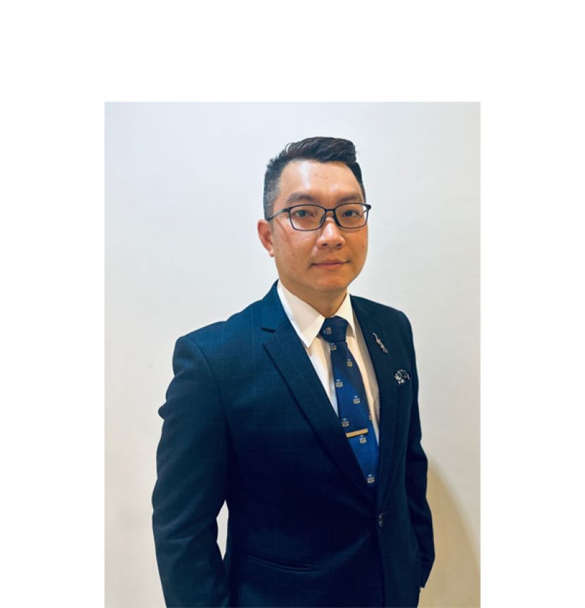 人联党青年总团副秘书兼峇都林当青年团团长刘龙雨.