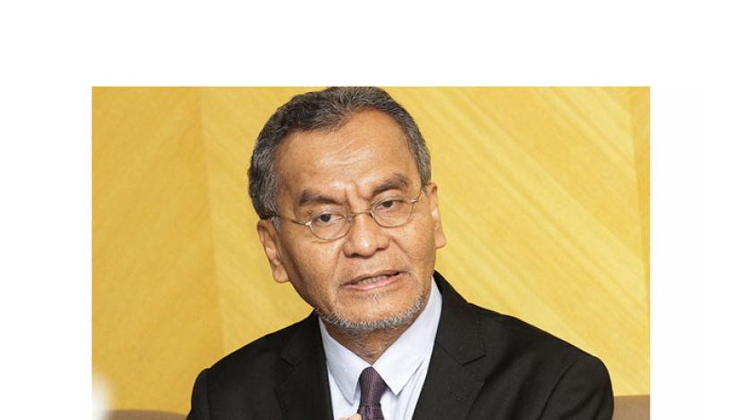 拿督斯里祖基菲里。