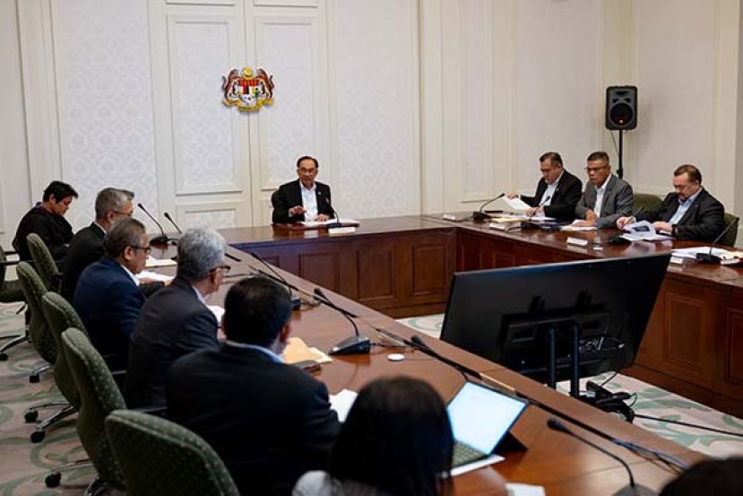 ●首相主持外国国家豁免理事会会议。