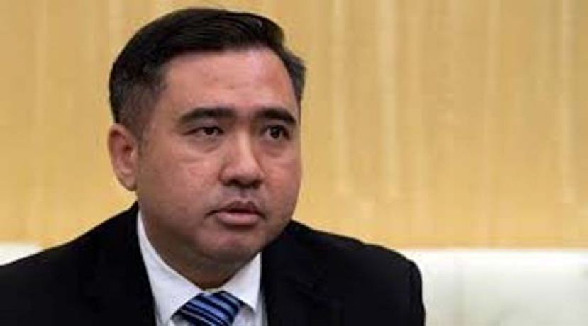 民主行动党秘书长暨交通部长陆兆福。