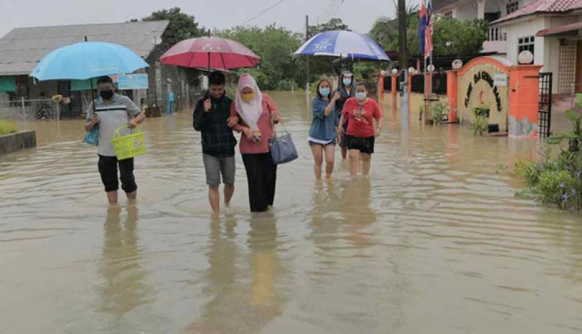 全球净选盟反对政府在水灾期间举行大选