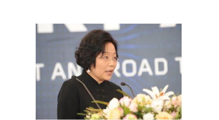 中国驻马经济商务公参张佩东。