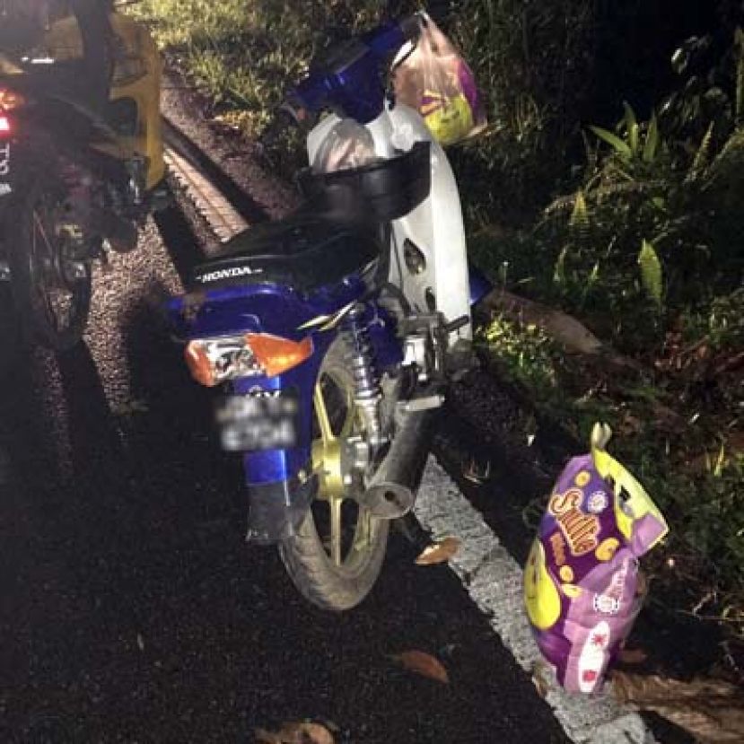 电单车轻微损坏，骑士当场丧命。