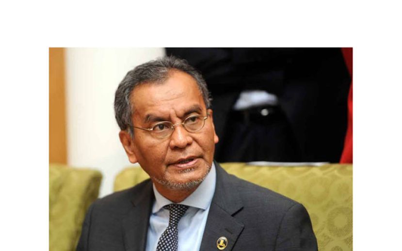 卫生部长祖基菲里。