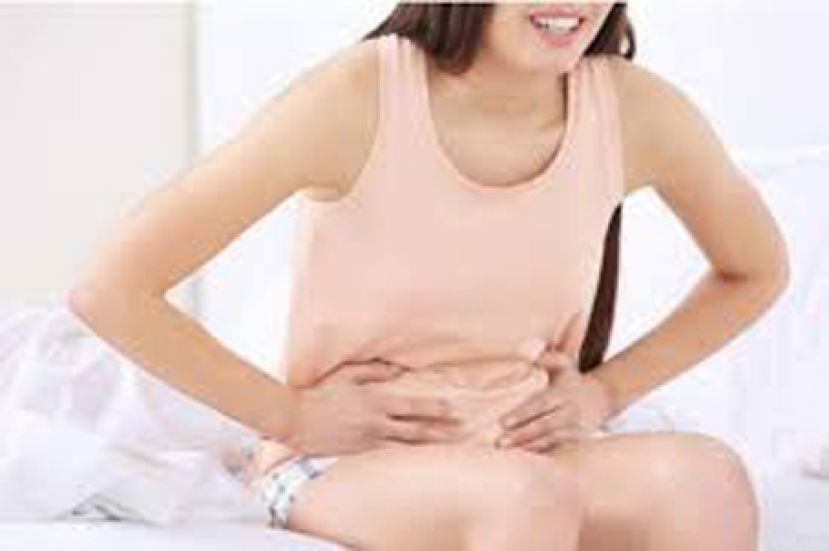 处女膜闭锁　少女积1200毫升经血