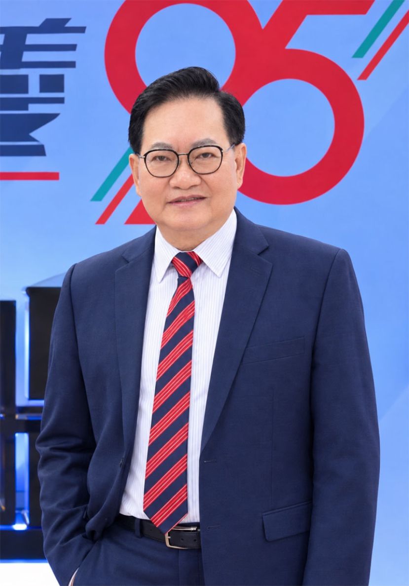 斯里阿曼、木中省华人注册社团总会长兼成邦江中华总商会会长拿督吴标生博士。