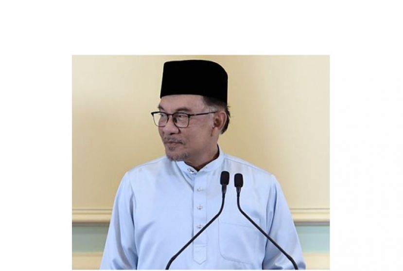 拿督斯里安华。