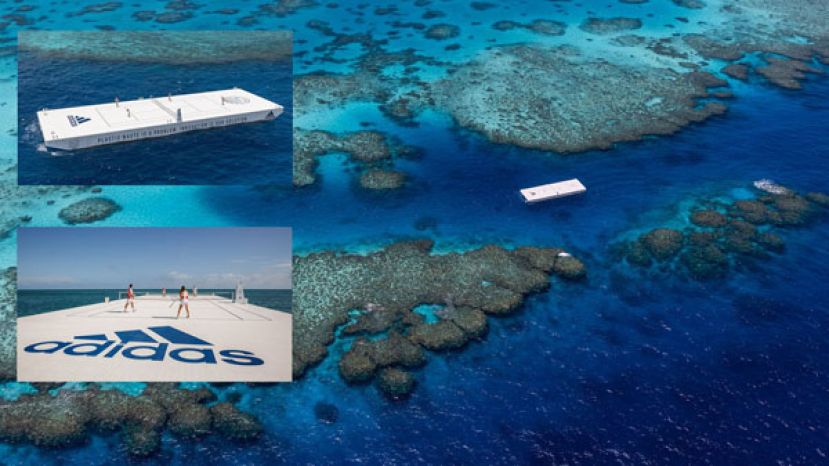 adidas曾与海洋环境保护组织&ldquo;Parley for the Oceans&rdquo;合作，在去年澳网期间，利用回收塑胶材料于澳洲大堡礁上打造再生塑胶制成的漂浮网球场。