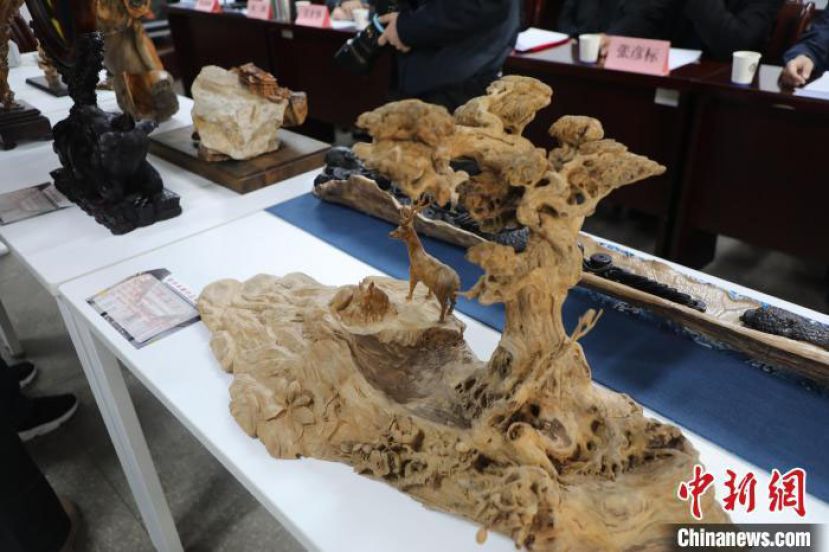 &ldquo;解码木雕基因&middot;传承晋作文化&rdquo;──晋作木雕技艺创新发展研讨会在山西太原举行。