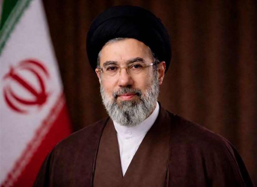 伊朗新任最高领袖穆吉塔巴发表强硬声明，宣布伊朗对荷莫兹海峡的管控将进入新阶段。