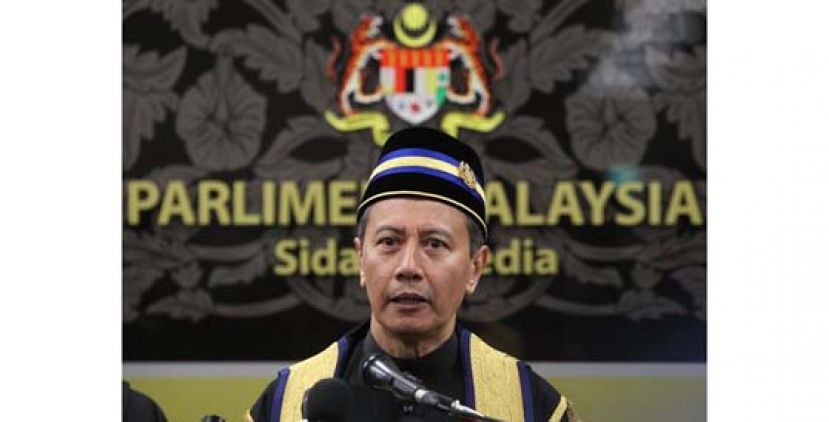 国会下议院议长拿督阿兹哈阿兹占。