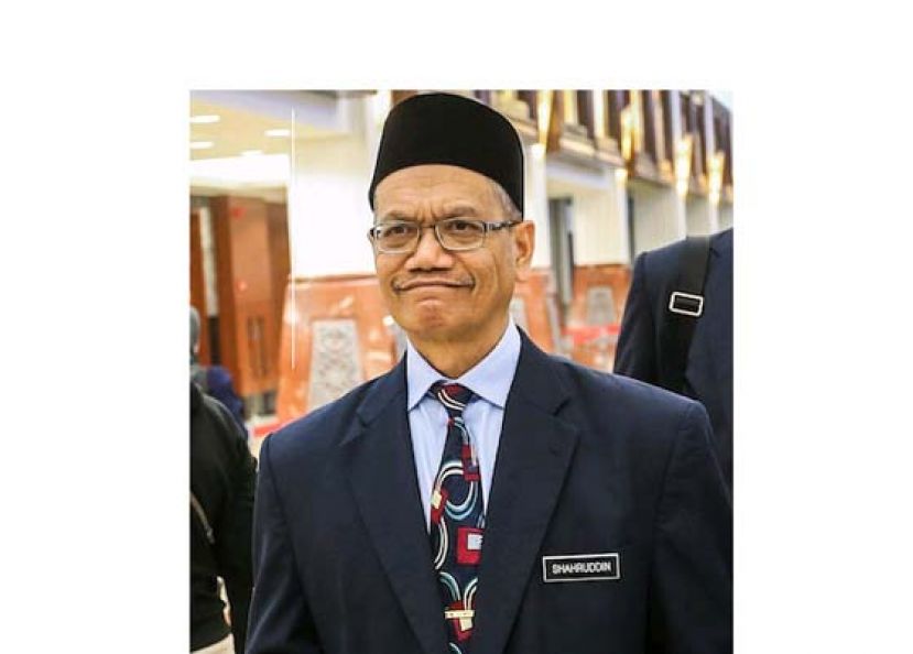 四加亭区国会议员拿督沙鲁丁。