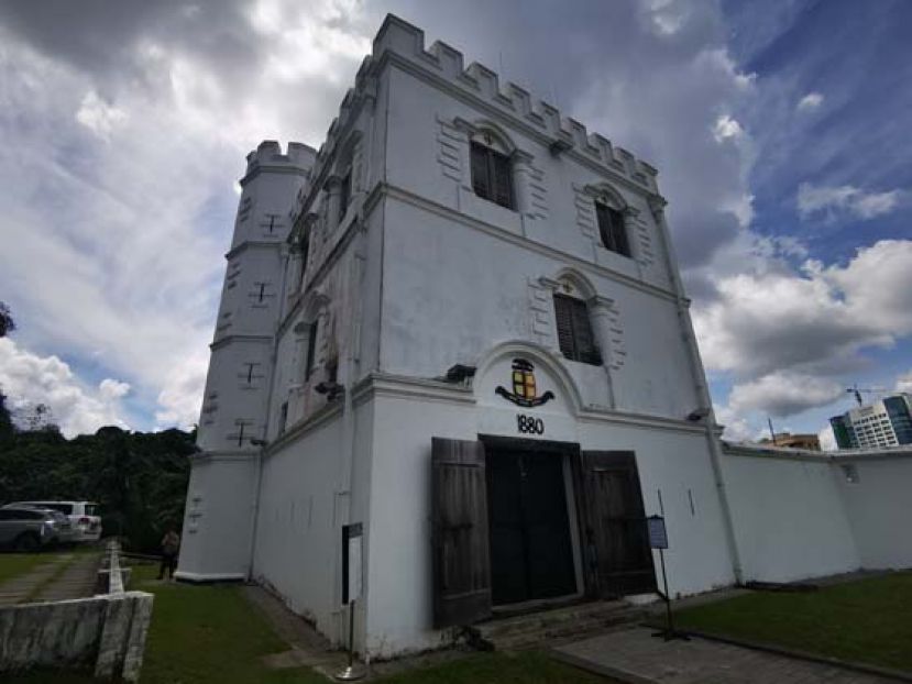 古晋玛格丽达古堡及布洛克家族展览馆从新开放。