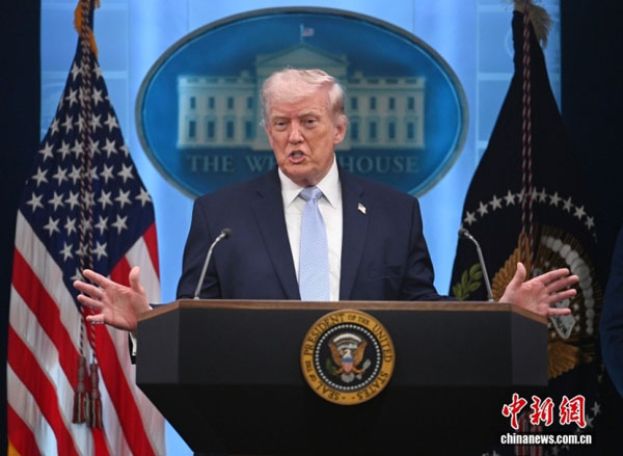 当地时间4月6日，华盛顿，美国总统特朗普就伊朗战事在白宫举行记者会。