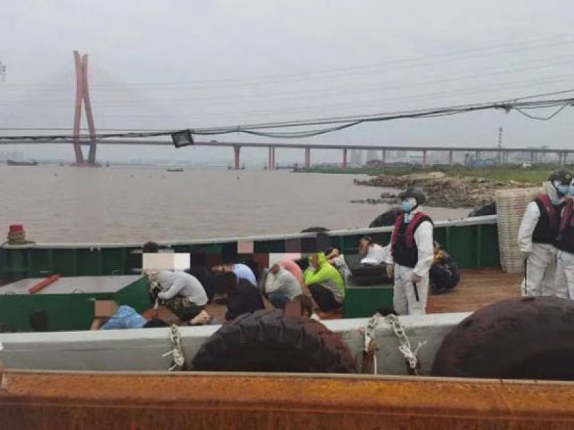 明知山有虎偏向虎山行?　海路偷渡柬国从事诈骗　逾30中国人被捕