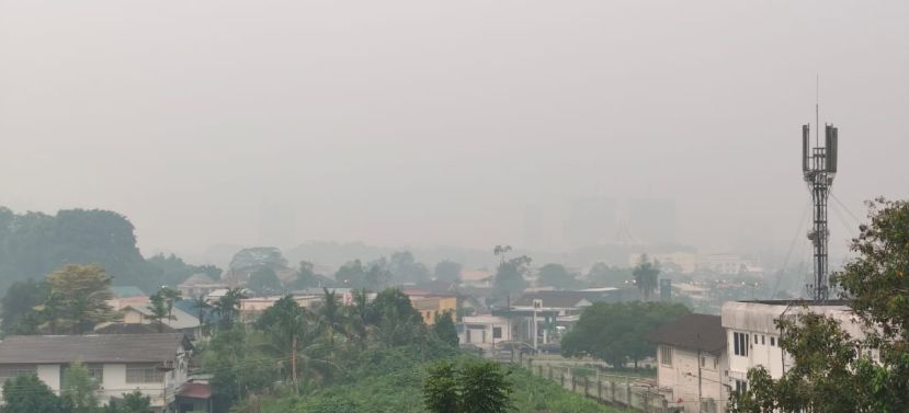 砂拉越多地空气质量恶化　斯里阿曼、西连、古晋、打必禄的部分地区达危险水平