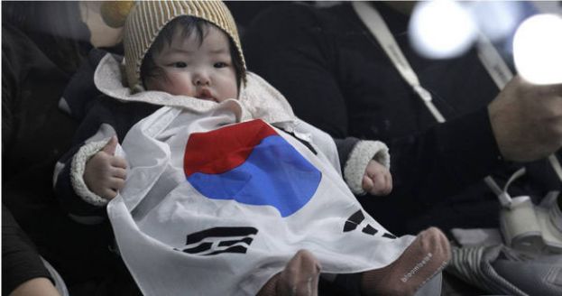韩国正经历人口崩溃。