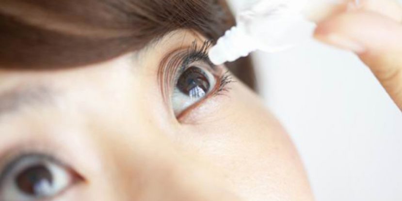 眼干严重可致角膜受损 常涂眼睫毛属高危