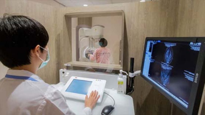 丰满也不怕！ 乳房3D摄影机压板有分尺寸好贴心