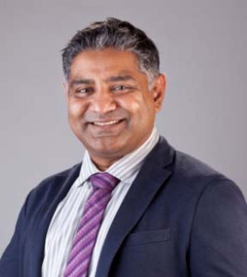 Srihari Singaravel 马大专科医院（UMSC）小儿泌尿外科高级顾问。