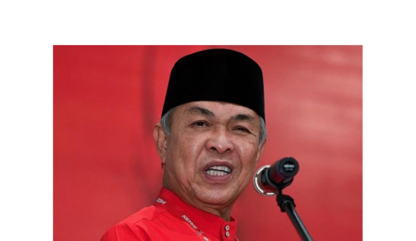 拿督斯里阿末扎希。