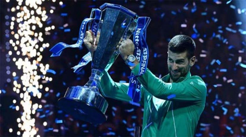 年终赛7冠在手，德约史上第一人。