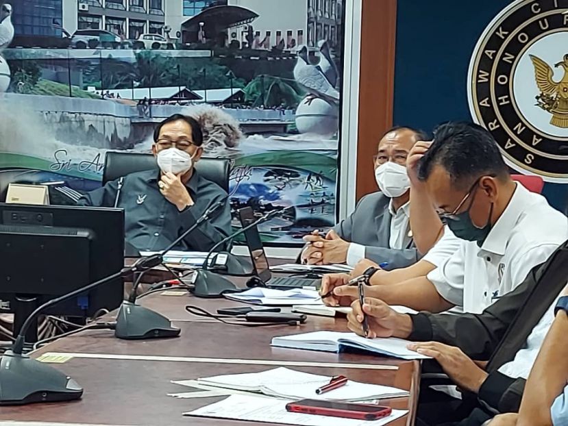 成邦江州议员拿督法兰西哈汀梦娜节筹备会小组召开会议。