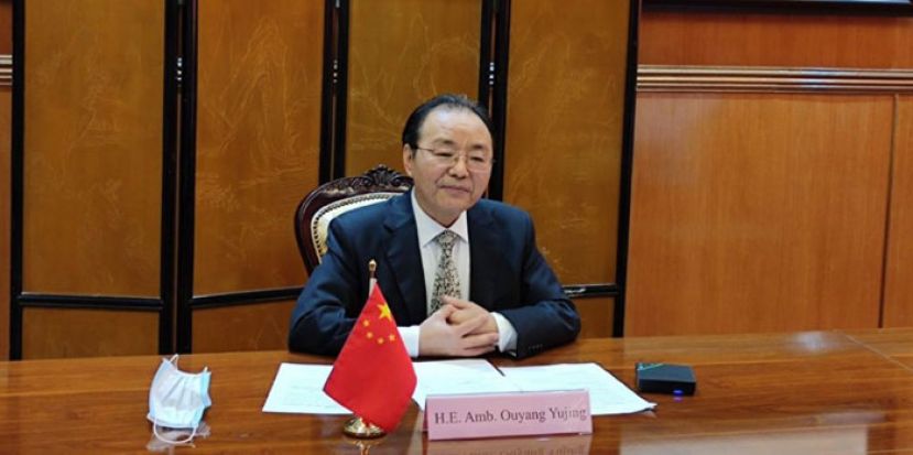 中国驻马大使欧阳玉靖。