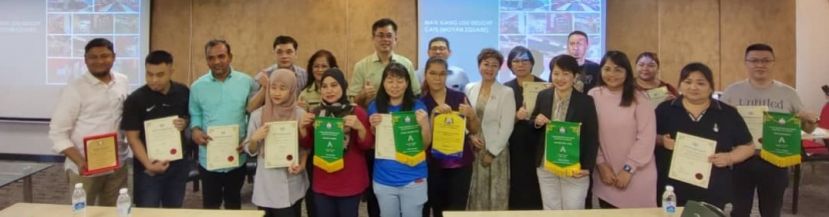 颁发仪式后的一张大合照。