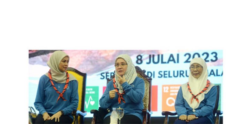 国家元首后呼吁全民提升保护环境的意识