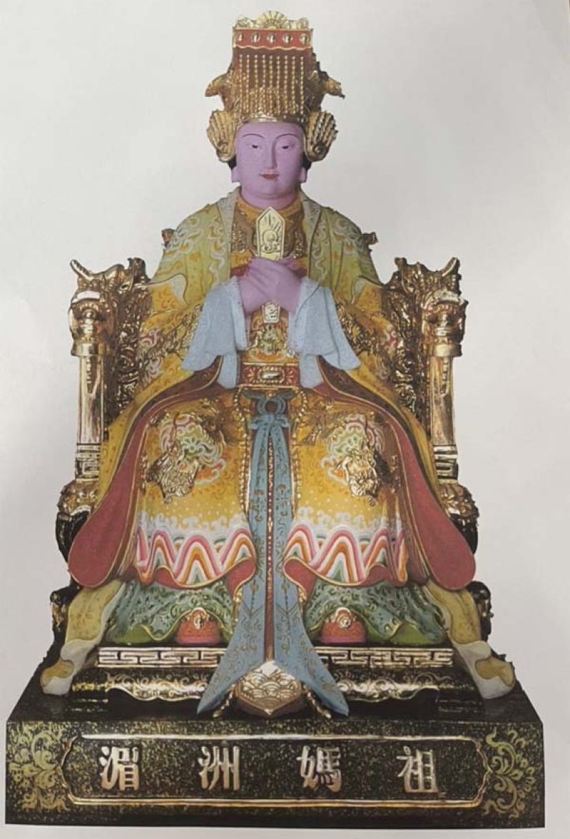 妈祖金身。