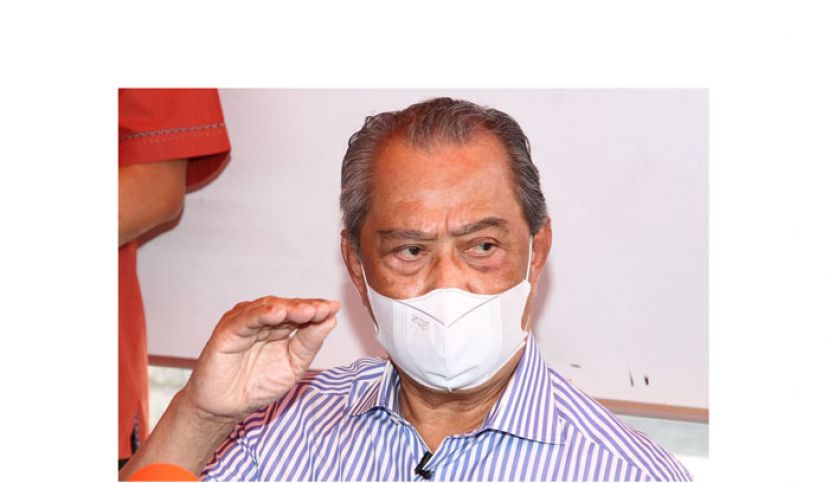 首相丹斯里慕尤丁。