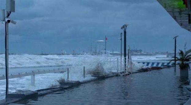 恶劣风暴袭俄乌致4死约190万人停电.