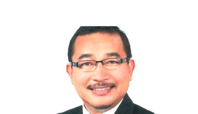 卫生部副部长拿督诺阿兹米。