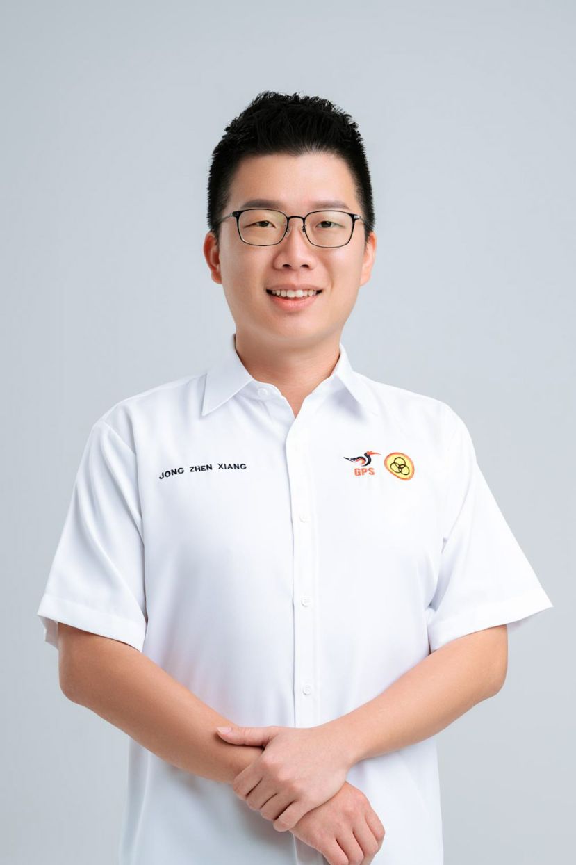 砂拉越人民联合党古晋支部副宣教秘书杨振祥。
