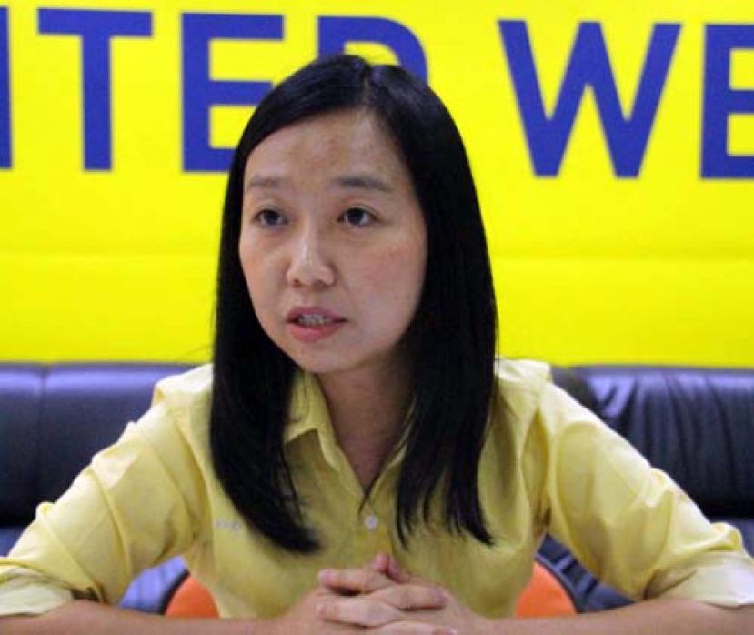 砂人联党中央妇女组主席许德婉。