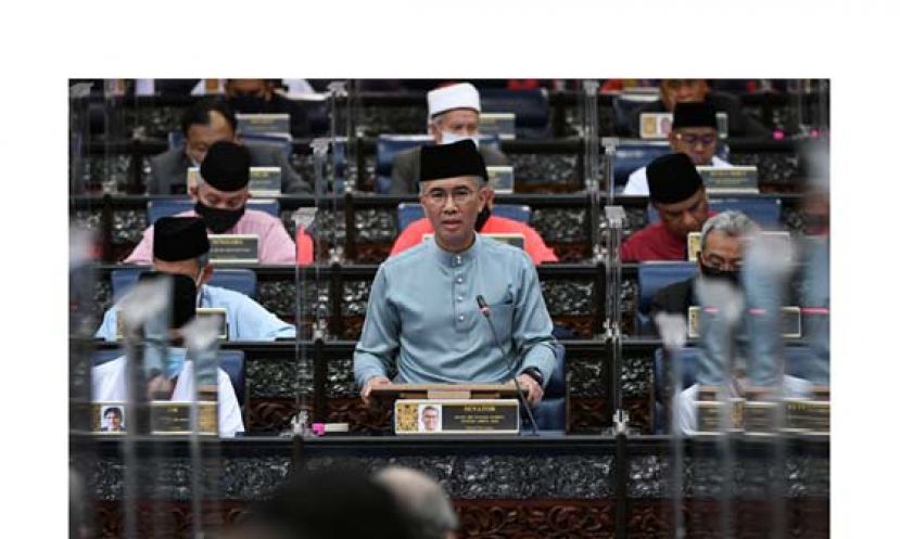 财政部长拿督斯里扎夫鲁。