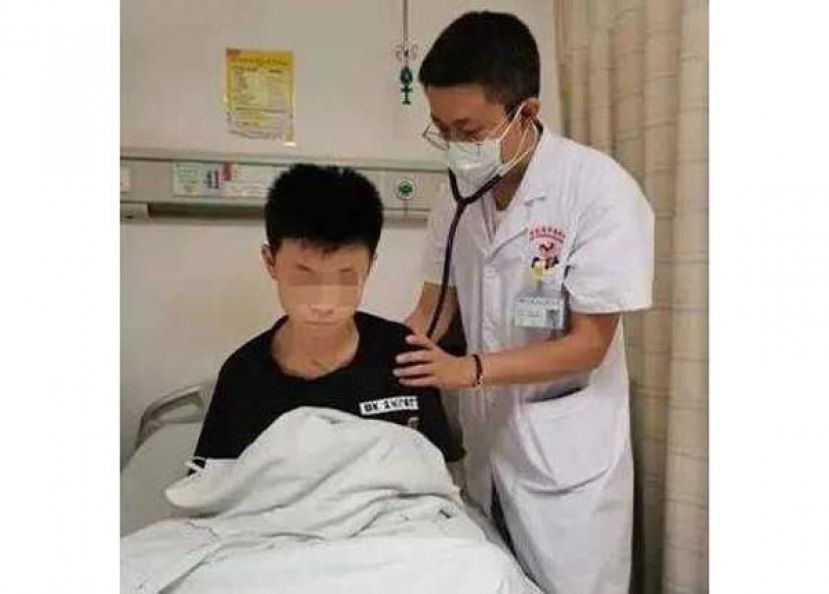 湖南省一名少年才12岁却罹患肺癌晚期。