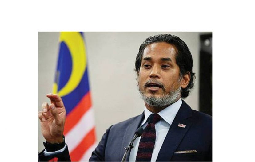 卫生部长凯里。