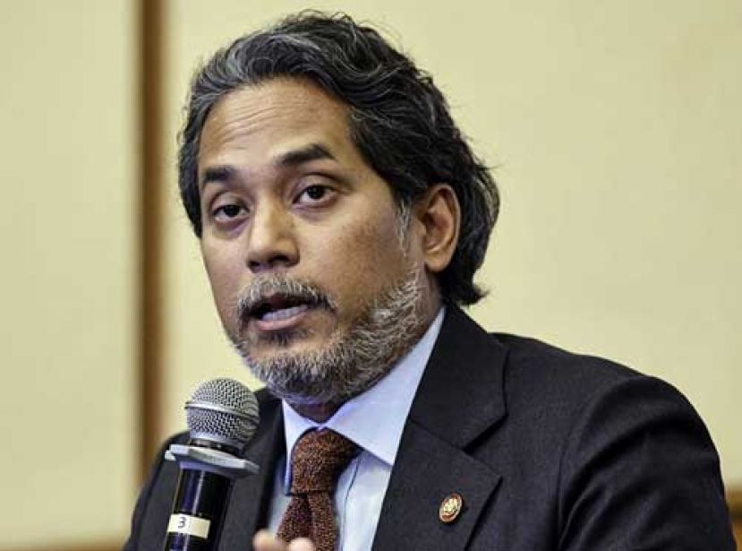 ●卫生部长凯里。