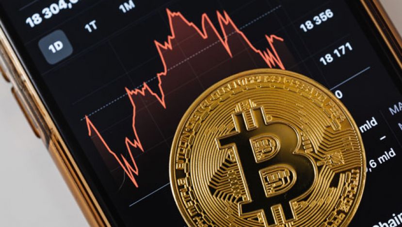 现在虚拟货币十分流行，币安是全球最大的加密货币交易所。