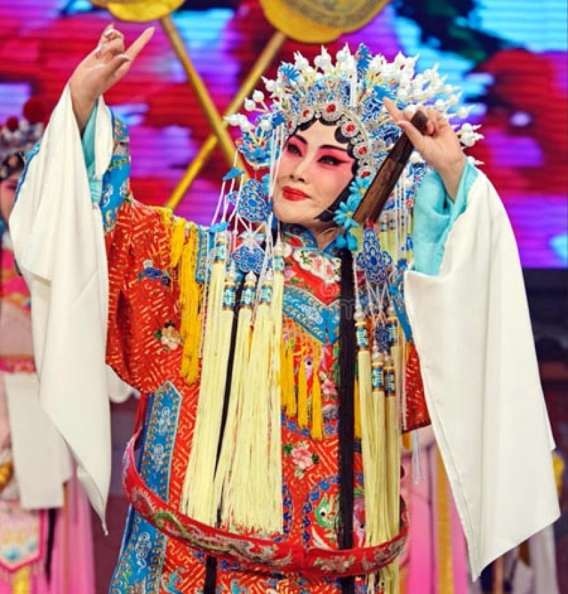 今晚8时至10时于古晋Ting &amp; Ting 超市，现在已经改名为Location X 将有中国歌剧表演，免费入场，欢迎民众踊跃出席。