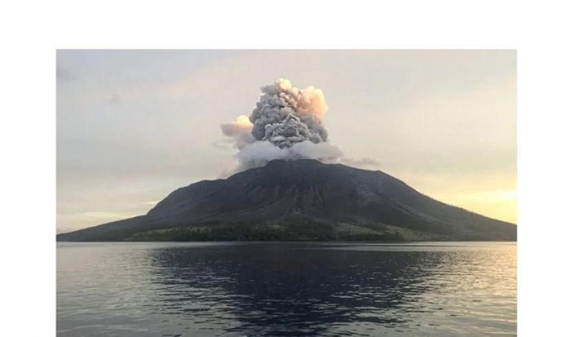 印尼鲁昂火山再次喷发。
